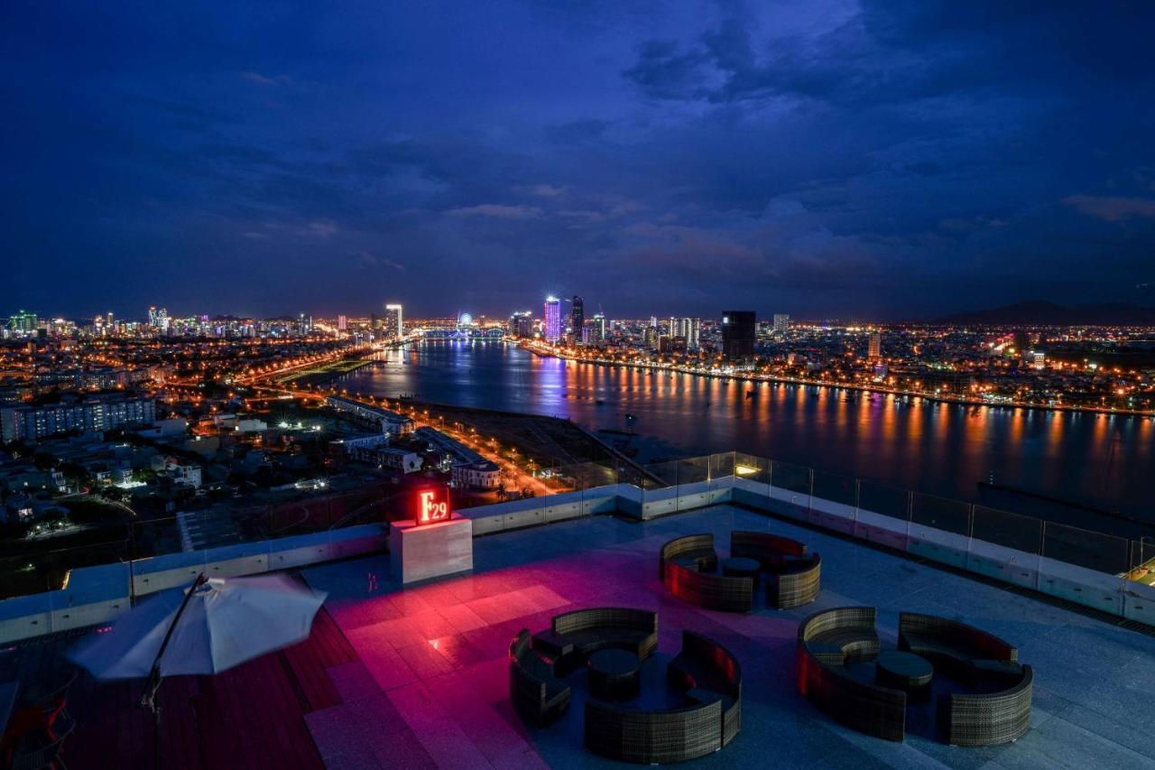 Wyndham Golden Bay Отель Дананг