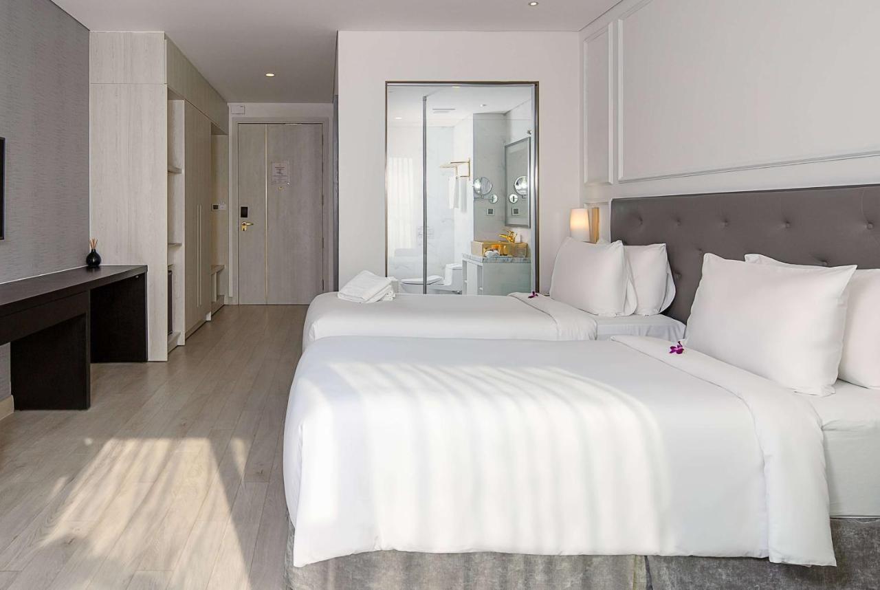 Отель Wyndham Golden Bay