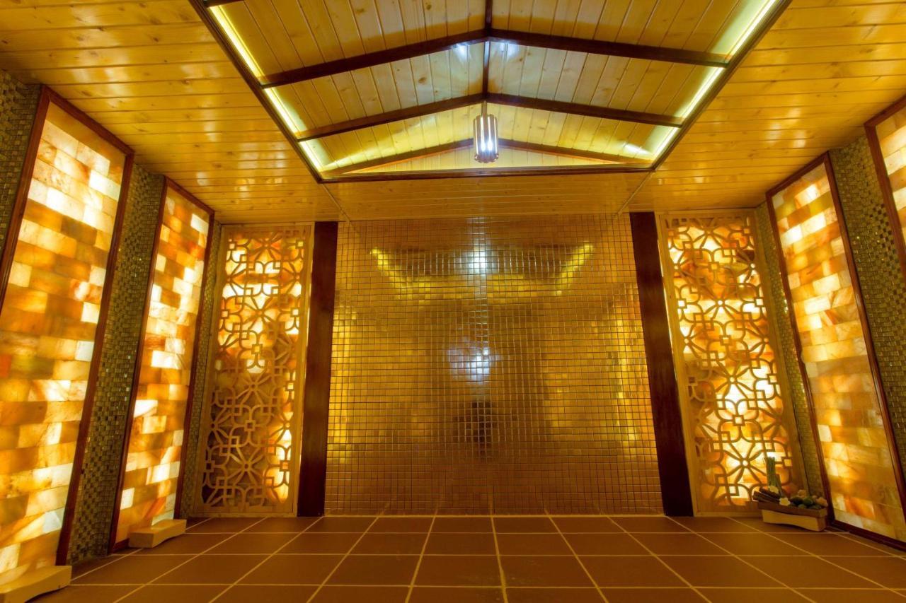Wyndham Golden Bay Отель 5*
